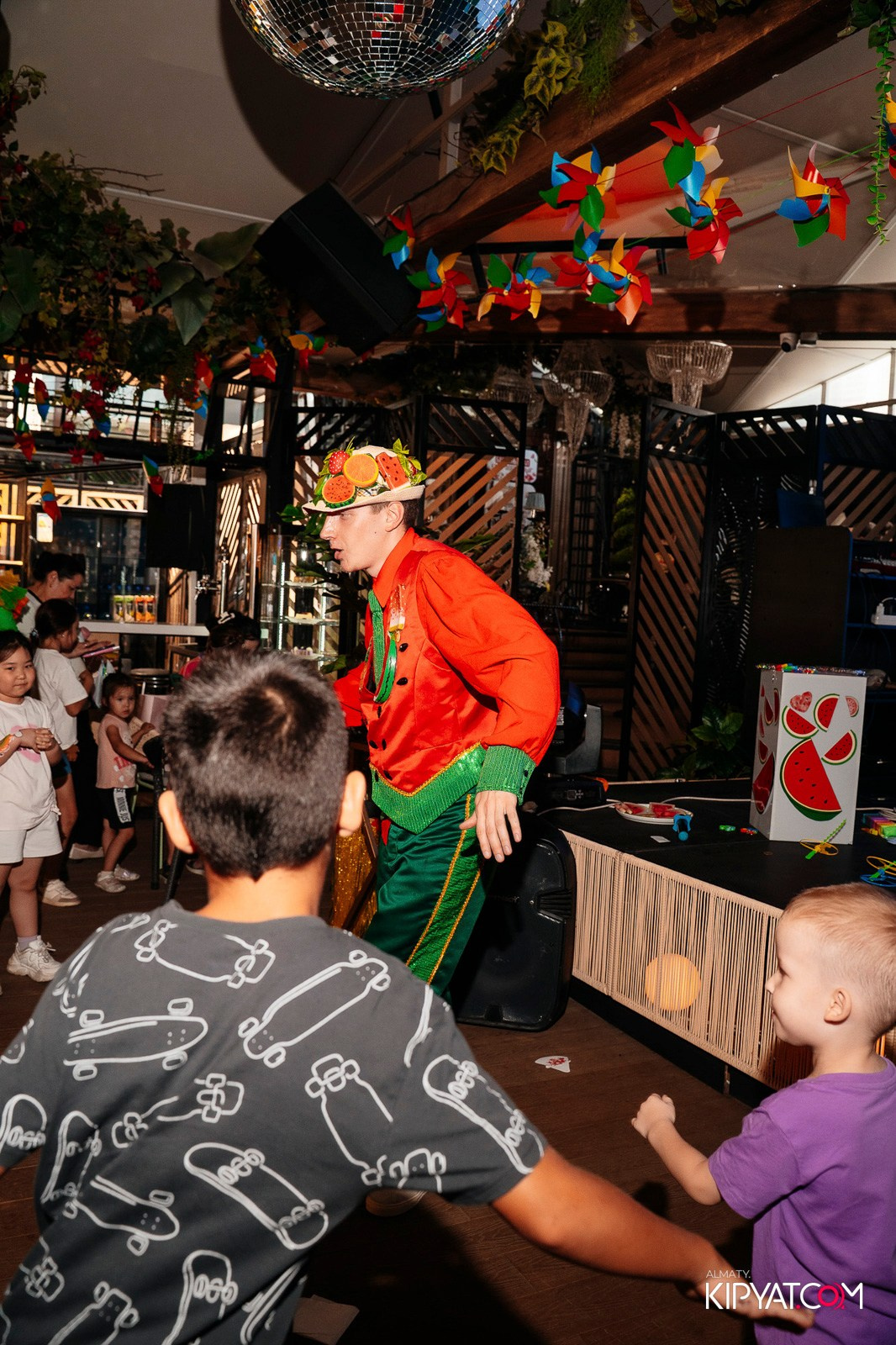 АРБУЗНАЯ ВЕЧЕРИНКА В FORT VERNYI. КИПЯТКОМ АЛМАТЫ!