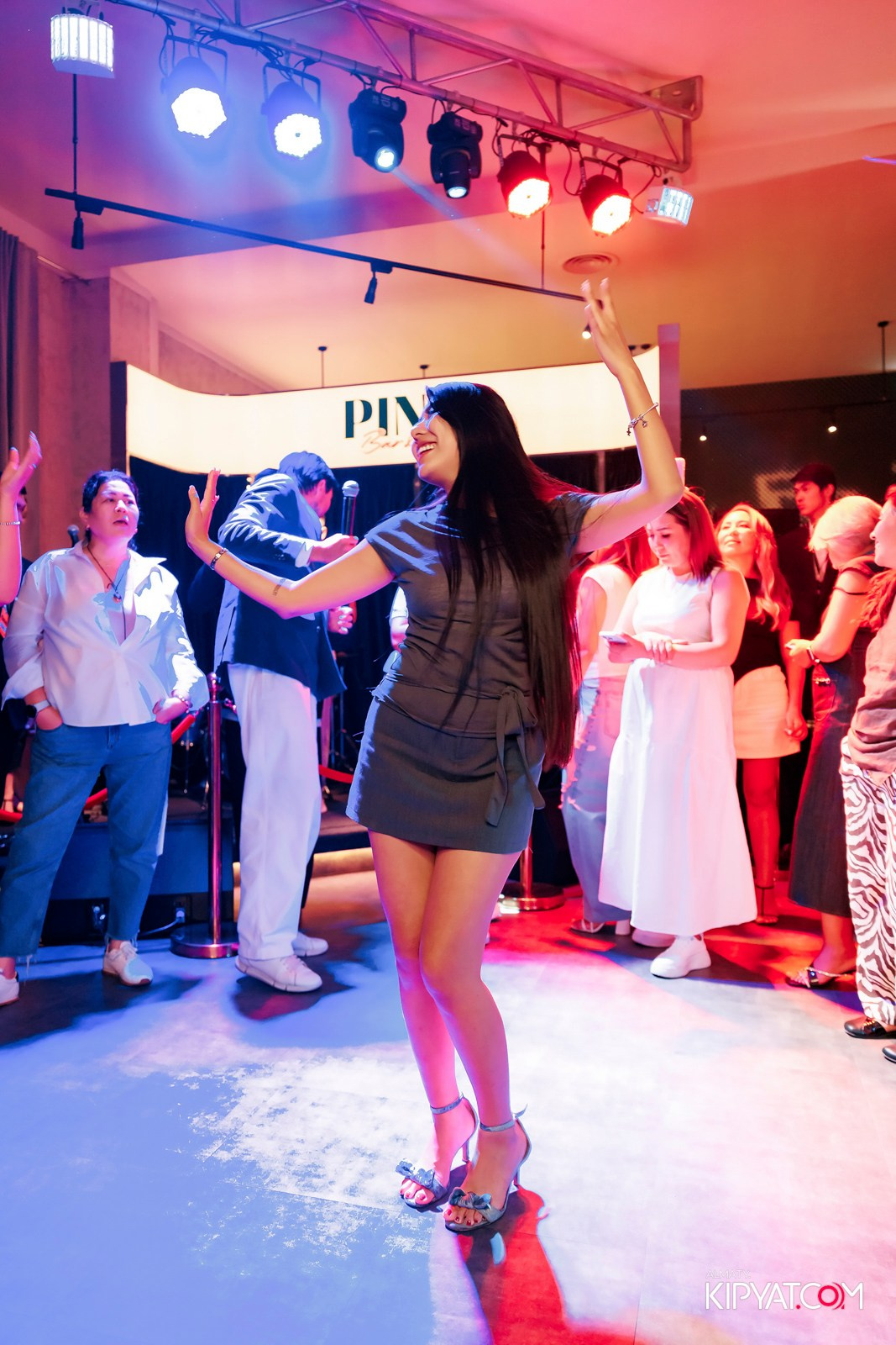 ALEM В PINTA НА ТУЛЕБАЕВА. КИПЯТКОМ АЛМАТЫ!