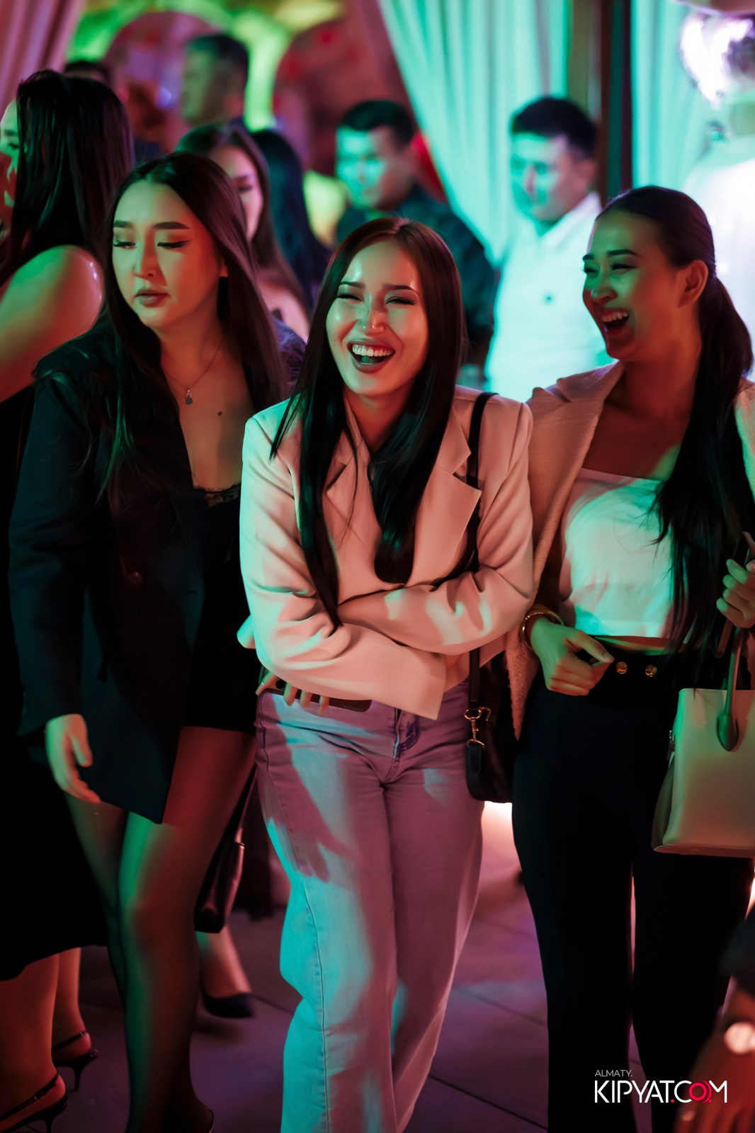 EVENT BAR. КИПЯТКОМ АЛМАТЫ!