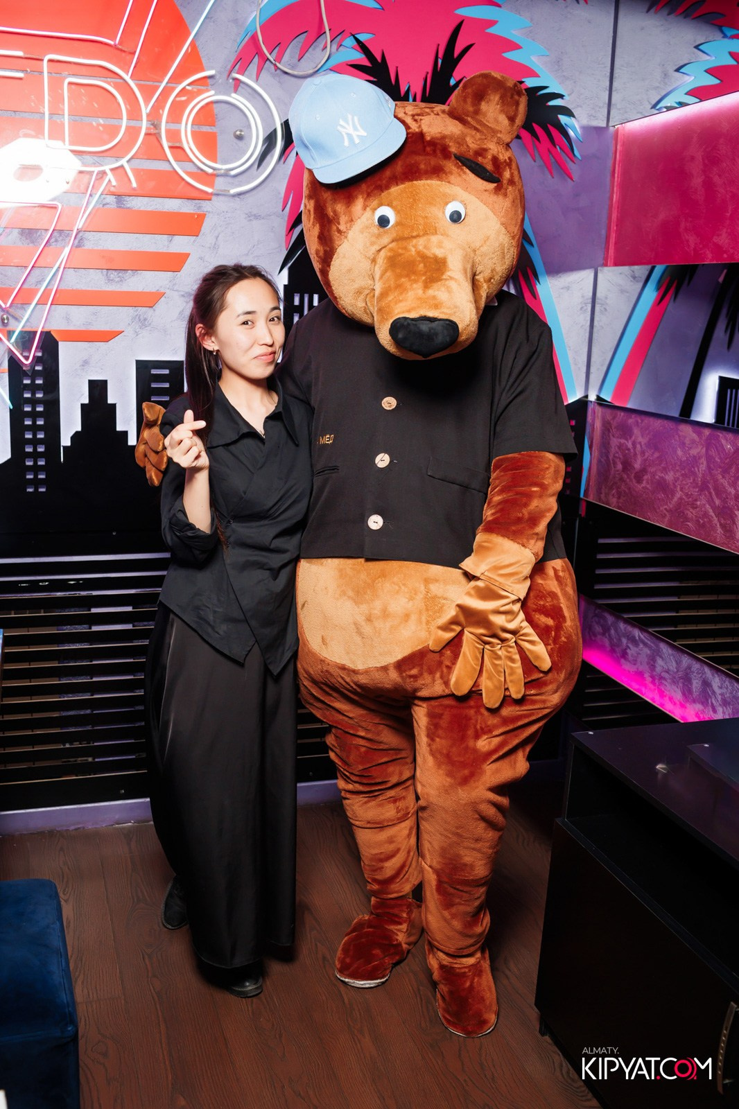 УХО И МЕДВЕДЬ НА ГАГАРИНА. КИПЯТКОМ АЛМАТЫ!