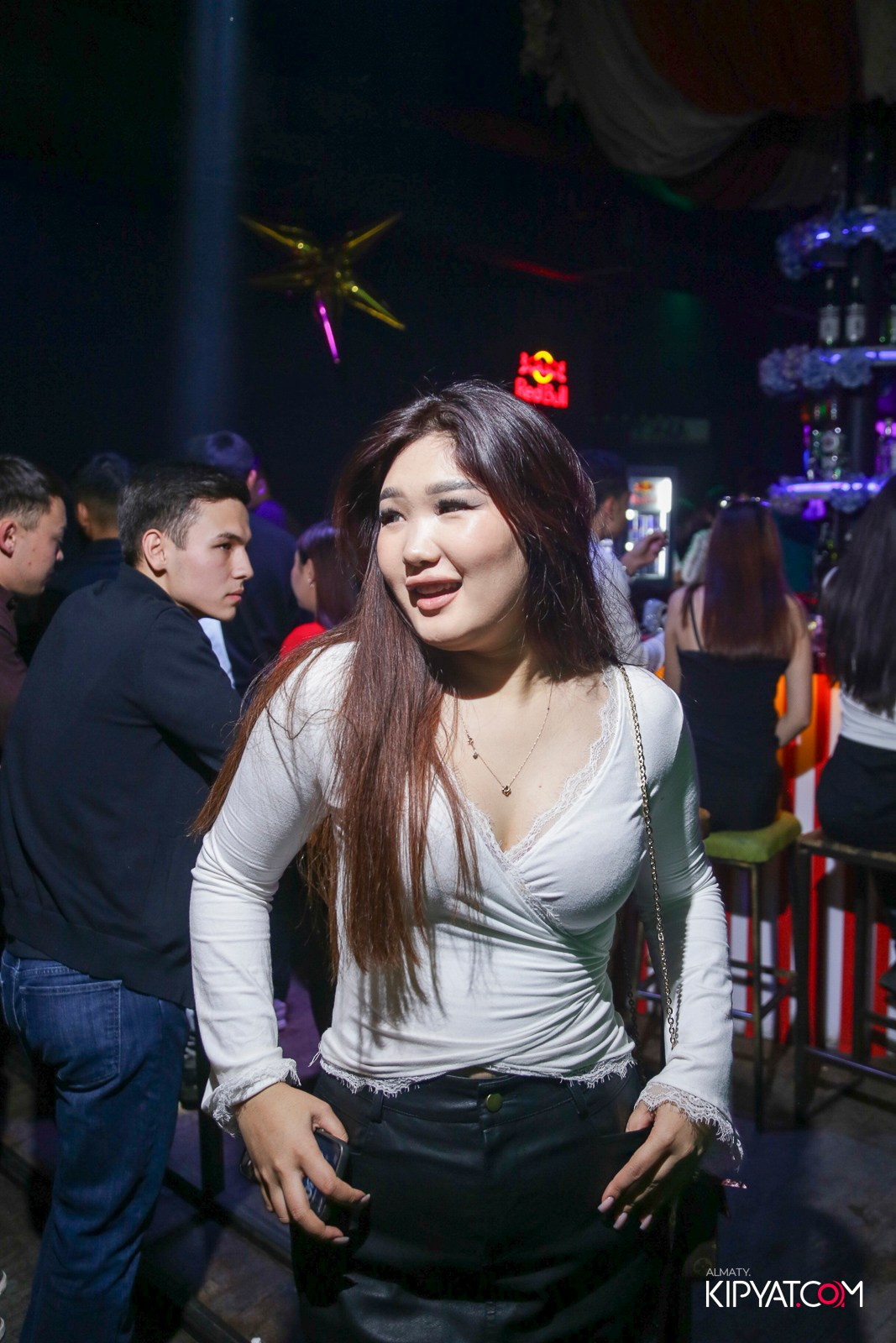 UYAT EMES BAR. КИПЯТКОМ АЛМАТЫ! Фотосъемка мероприятий в Алматы