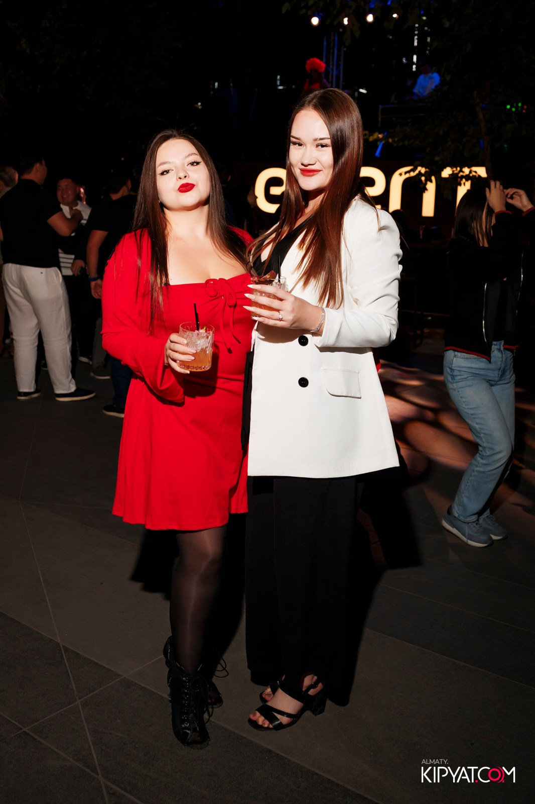 EVENT BAR. КИПЯТКОМ АЛМАТЫ!