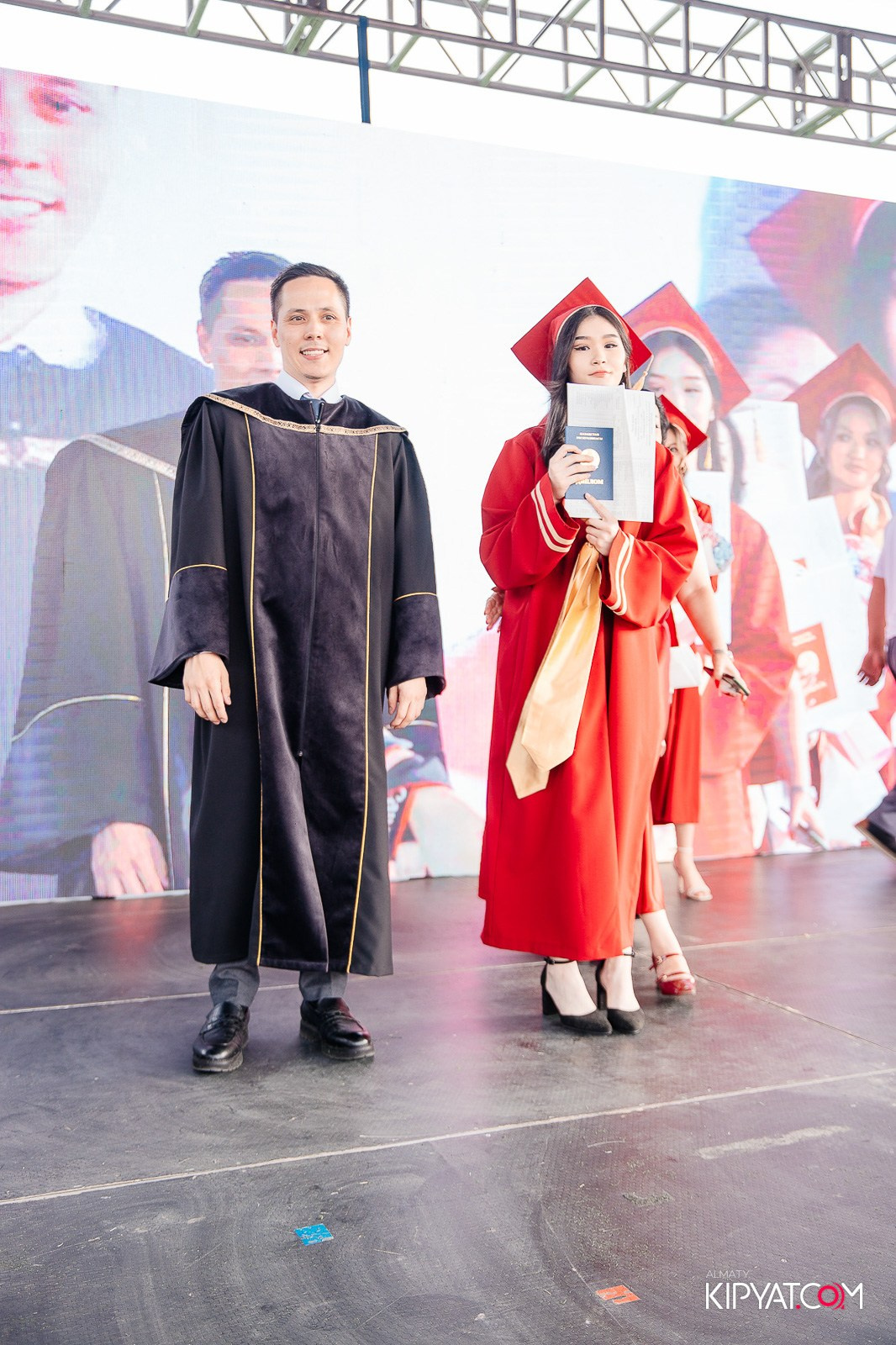 ВРУЧЕНИЕ ДИПЛОМОВ — НАРХОЗ КОЛЛЕДЖ. Part 3. КИПЯТКОМ АЛМАТЫ!