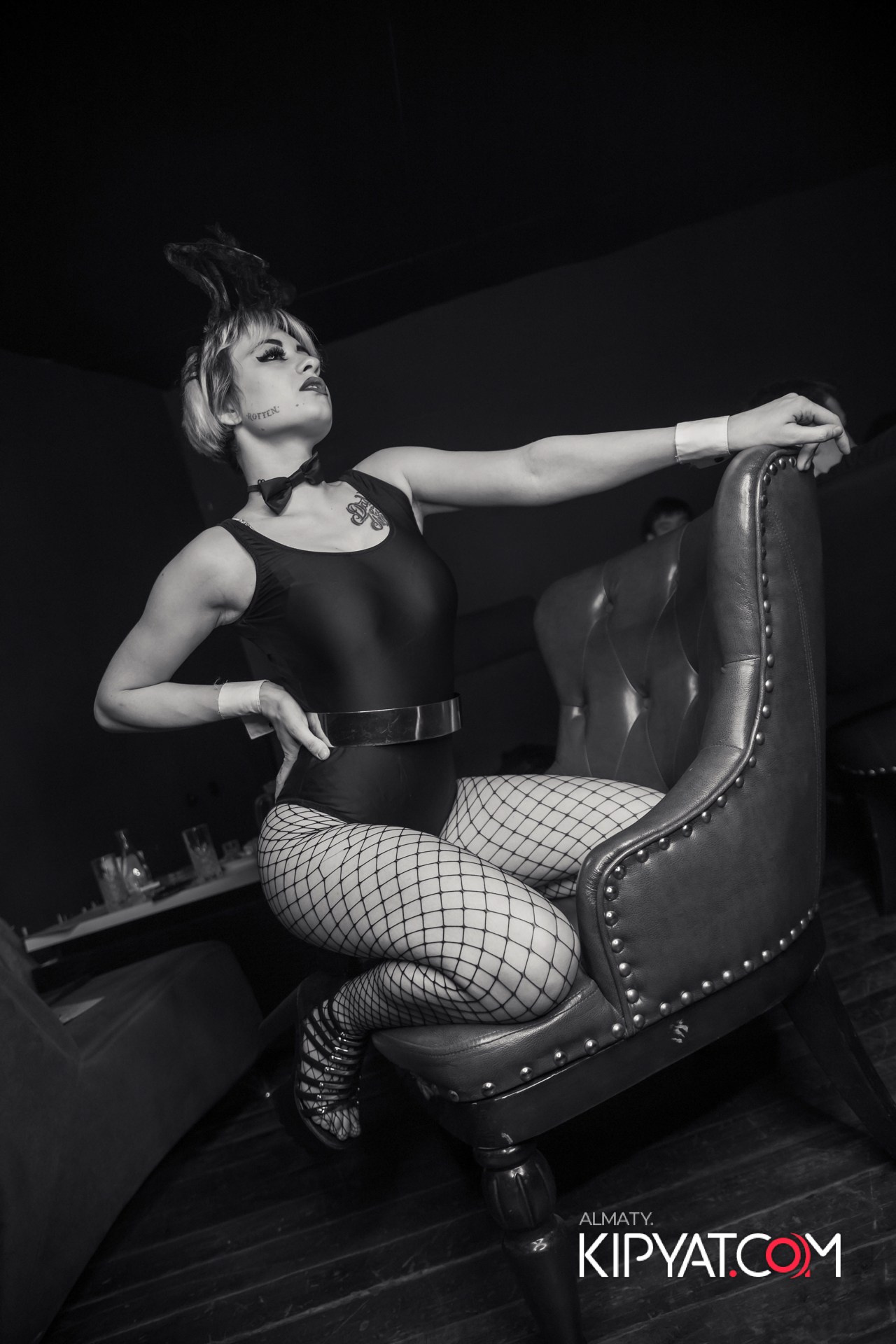 UYAT EMES BAR. КИПЯТКОМ АЛМАТЫ!