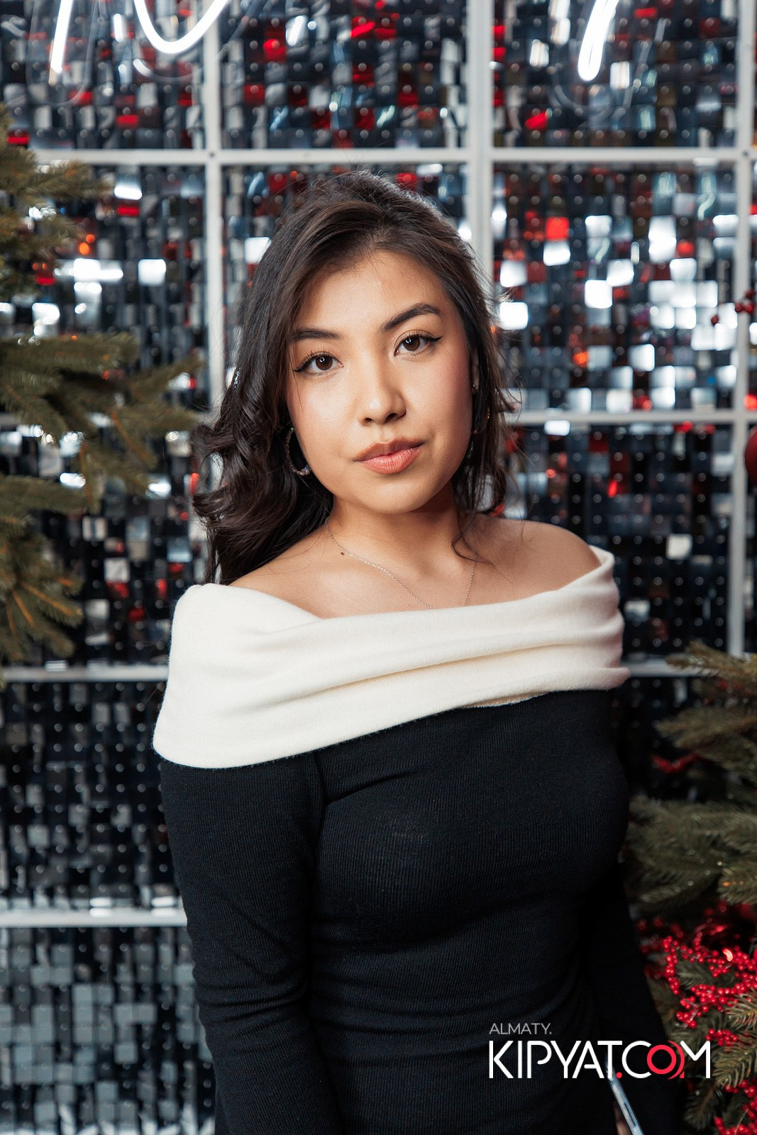 FRIENDS BAR & TERRACE. КИПЯТКОМ АЛМАТЫ!