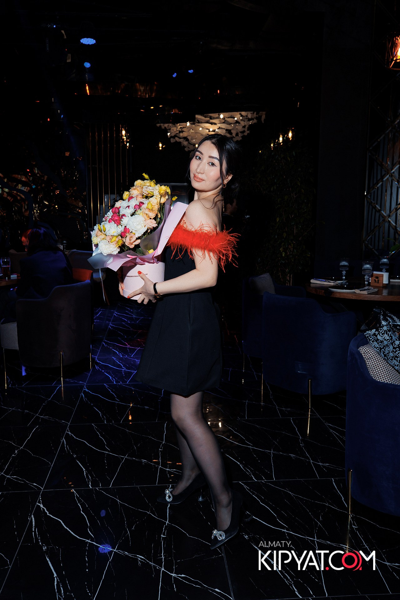 MOOD BAR & TERRACE. КИПЯТКОМ АЛМАТЫ!