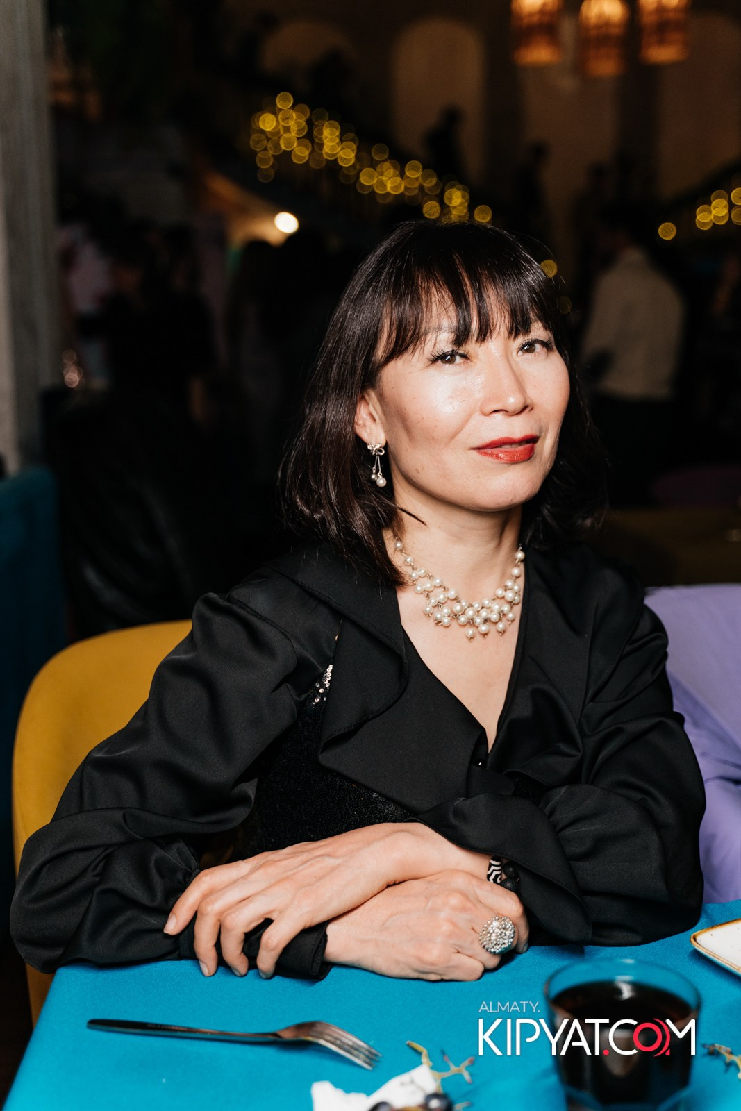 ГРУЗИНСКИЙ ДВОР НА КАБАНБАЙ БАТЫРА. КИПЯТКОМ АЛМАТЫ!