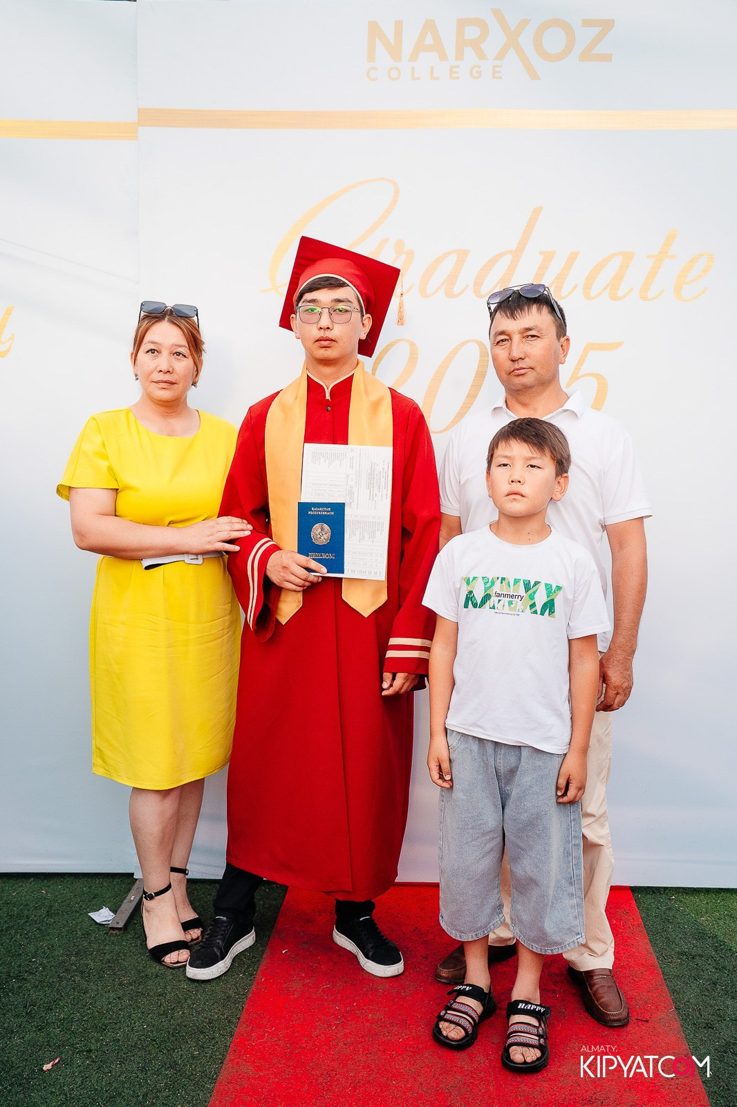 ВРУЧЕНИЕ ДИПЛОМОВ — НАРХОЗ КОЛЛЕДЖ. Part 2. КИПЯТКОМ АЛМАТЫ!