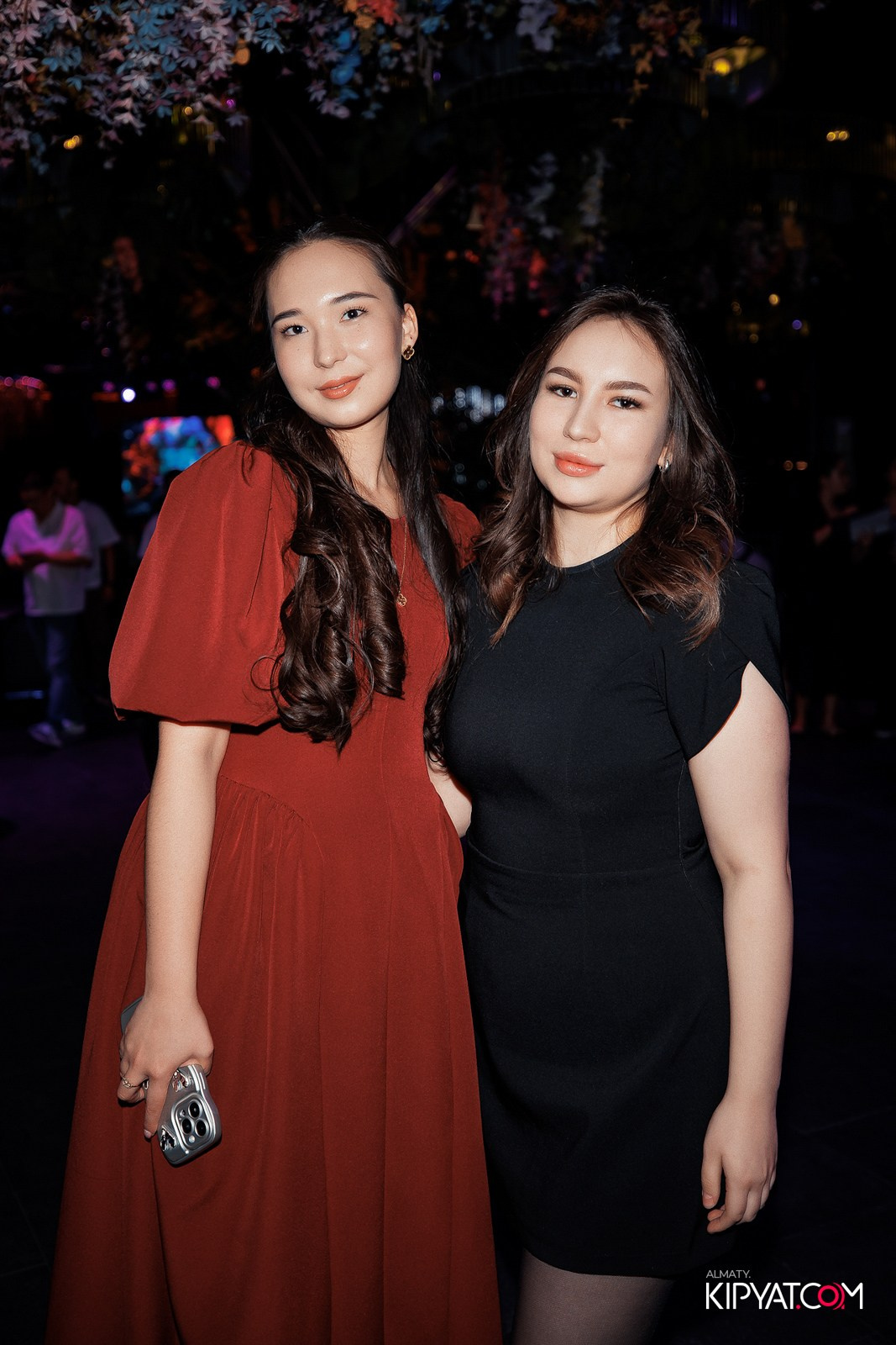 FRIENDS BAR & TERRACE. КИПЯТКОМ АЛМАТЫ!