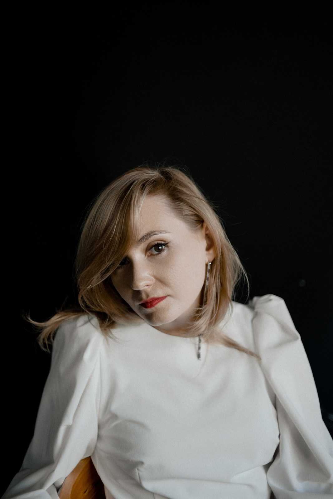 Свадебная фотосессия в стиле минимализм в Тюмени — Максим и Таня — Фотограф Дарья Мустафина. Фотограф Дарья Мустафина, Тюмень