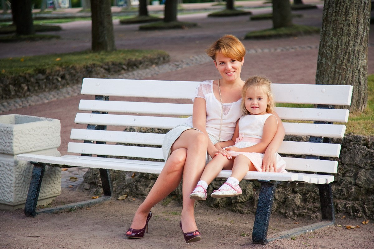 Семейная фотосессия в Петергофе. Фотограф крещение венчание в Петербурге! Помогает подобрать храм и посоветовал душевного батюшку в СПб