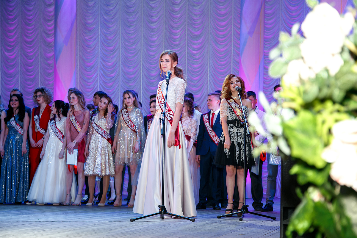 Фотограф на утренник, выпускной. Фотограф в Омске Таня Бережная