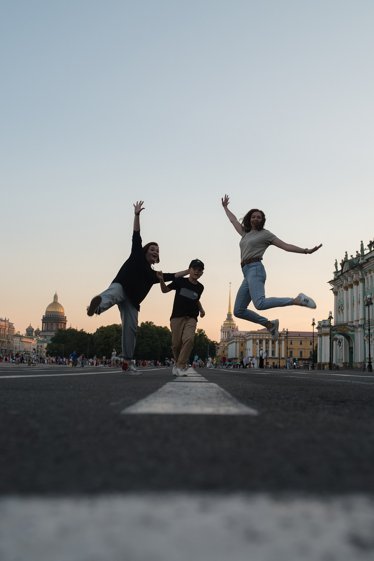 Сургут ---> Санкт-Петербург. Фотограф Мария Ковкова