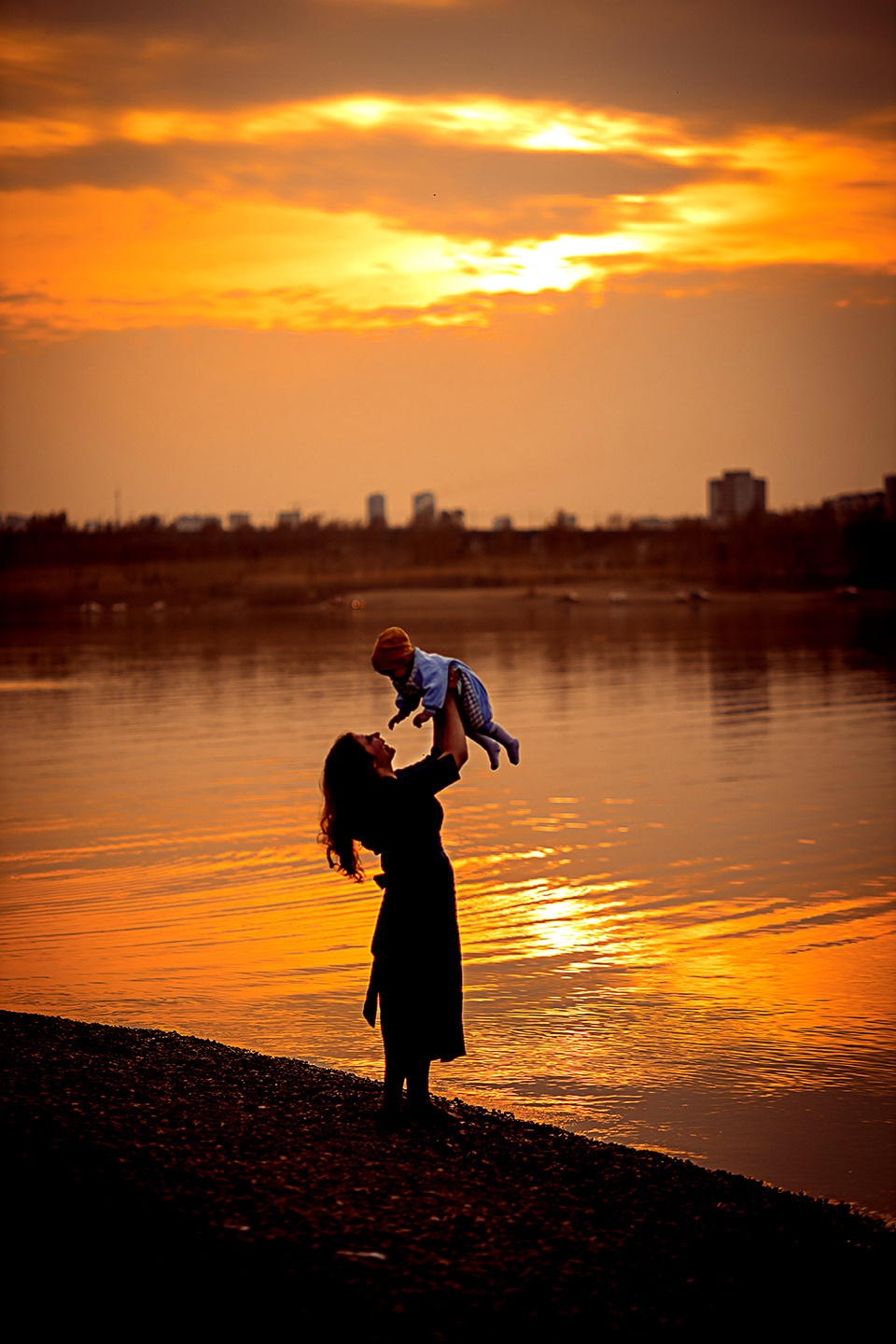 Семейная фотосессия на природе летом. Семейный и детский фотограф в Красноярске Ольга Гаврикова