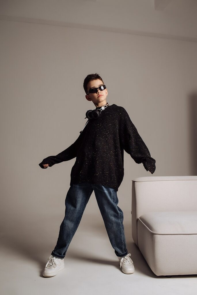 Егор Голуб. Съёмка одежды для маркетплейсов и брендов Morozova Production