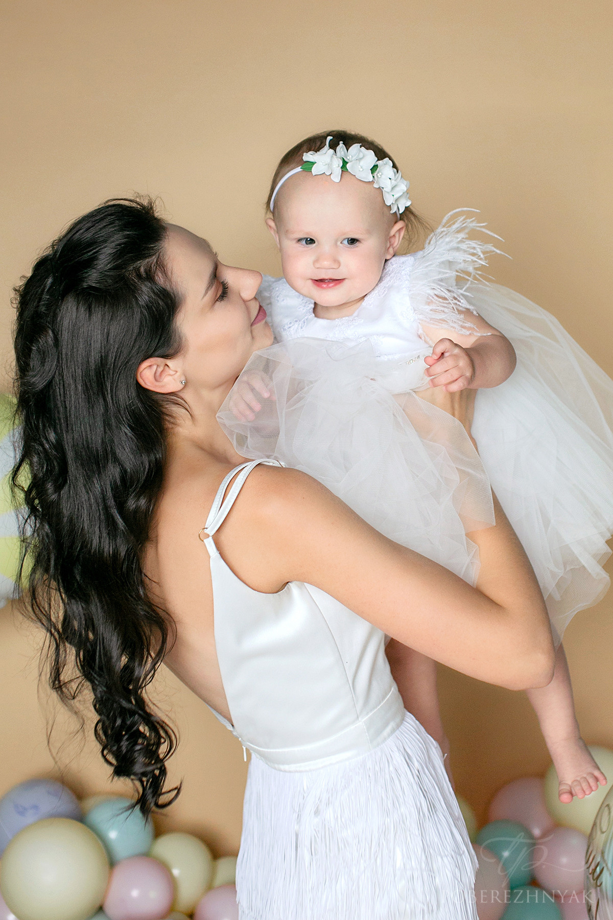 Годик Офелии. Фотограф новорожденных во Владивостоке Татьяна Побережняк