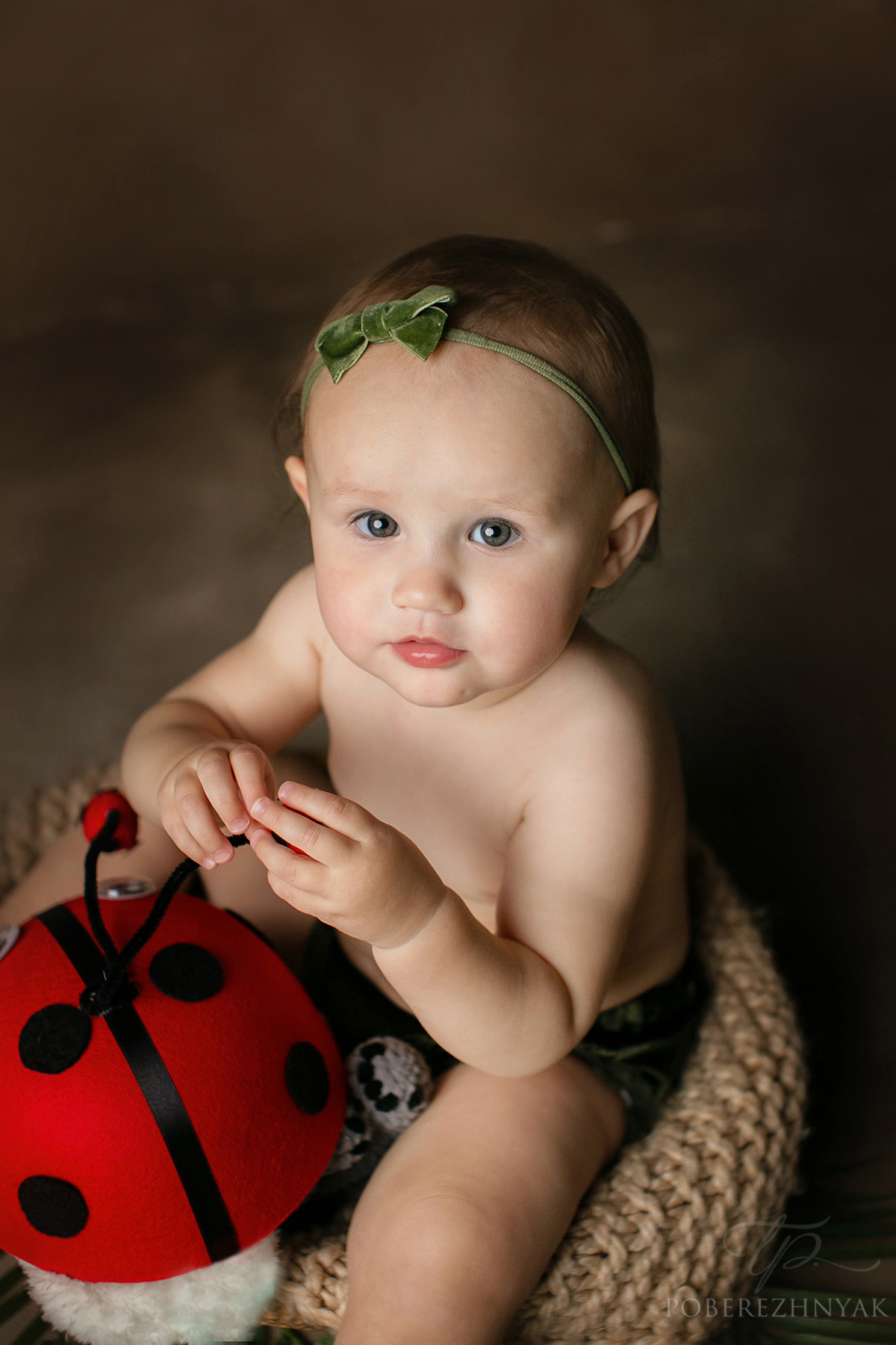 Годик Офелии. Фотограф новорожденных во Владивостоке Татьяна Побережняк