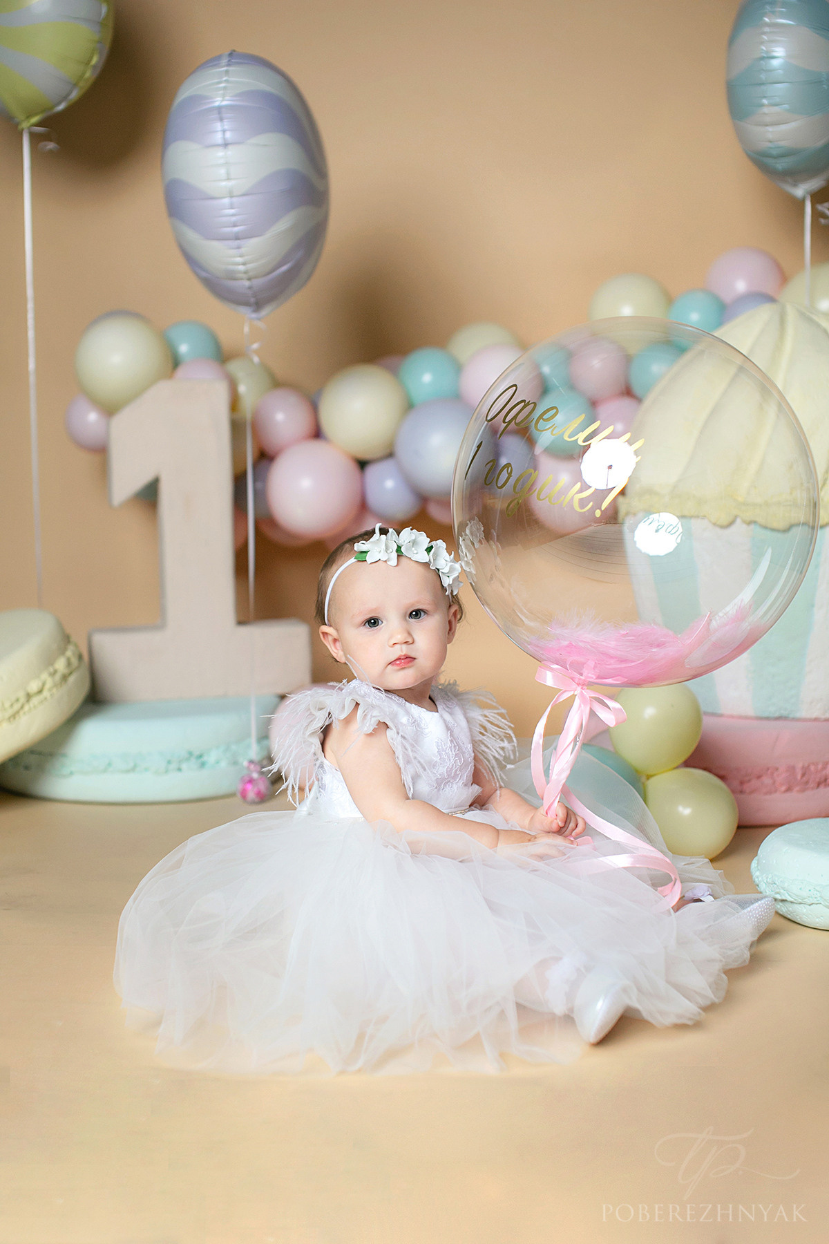 Годик Офелии. Фотограф новорожденных во Владивостоке Татьяна Побережняк