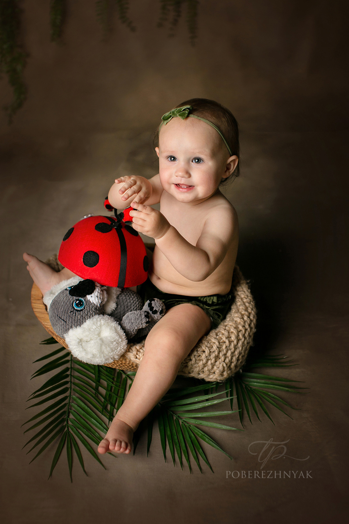 Годик Офелии. Фотограф новорожденных во Владивостоке Татьяна Побережняк