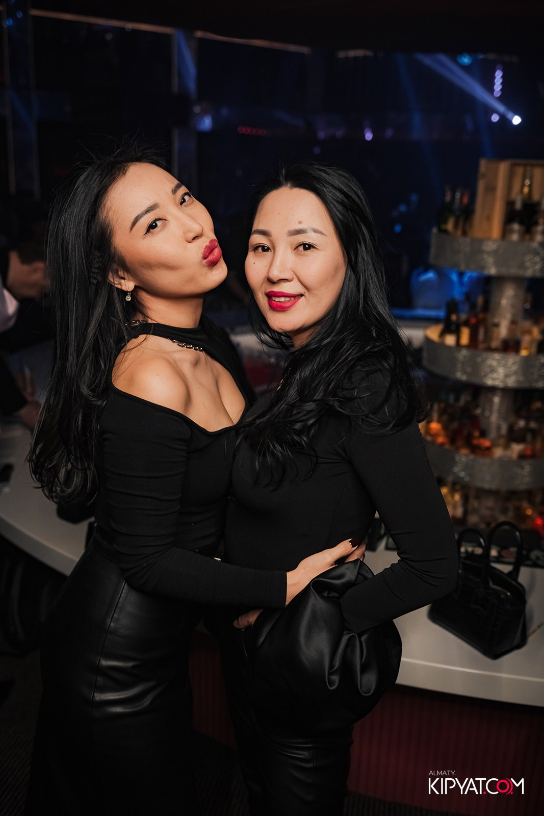 CLUB SHOW BY ИРИНА КАЙРАТОВНА В SANTA BARBARA CLUB. КИПЯТКОМ АЛМАТЫ!