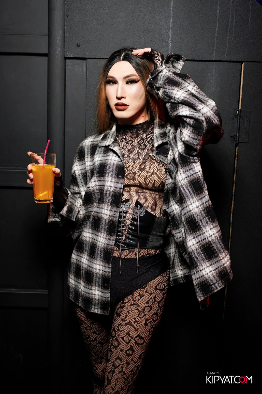 НОЧНОЙ КЛУБ ICON. КИПЯТКОМ АЛМАТЫ!