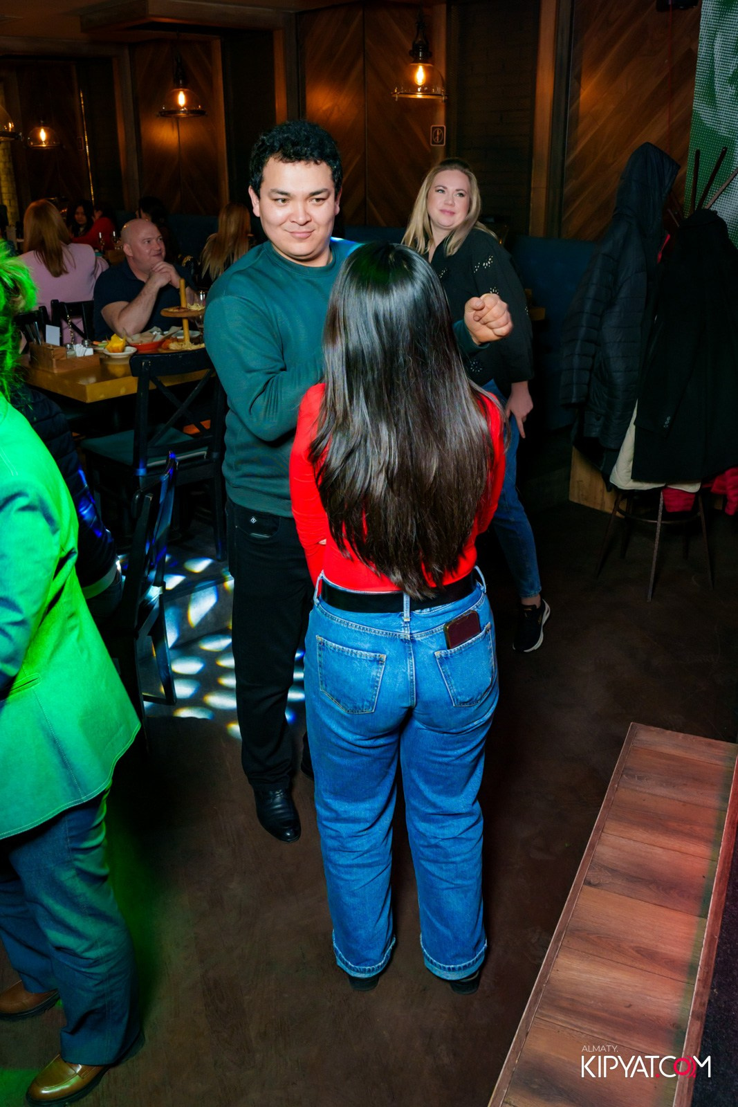 ПИНТА НА ДОСТЫК. КИПЯТКОМ АЛМАТЫ!