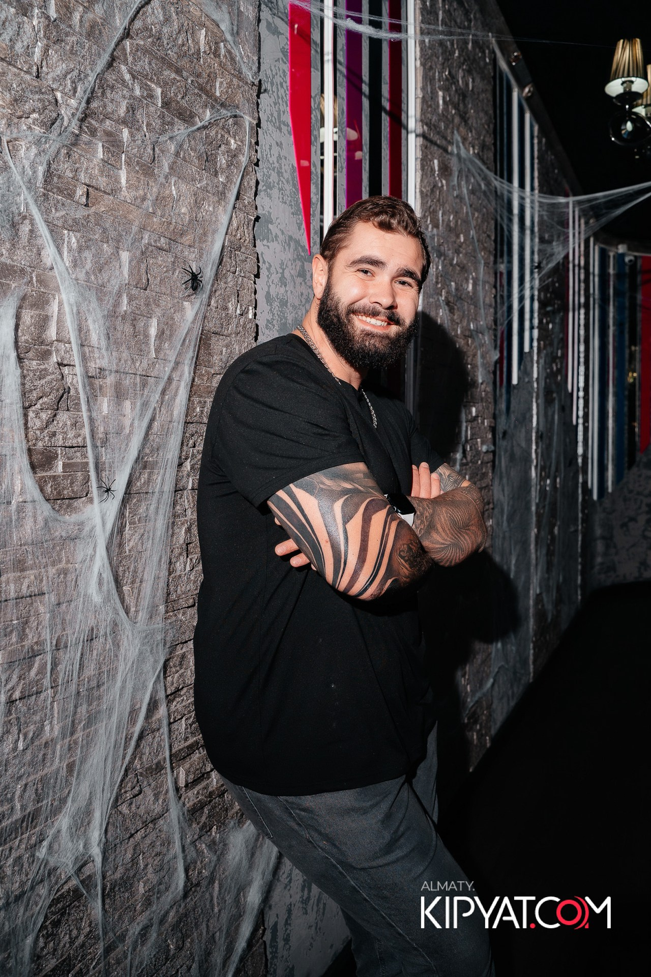 УХО И МЕДВЕДЬ НА ГАГАРИНА. КИПЯТКОМ АЛМАТЫ!