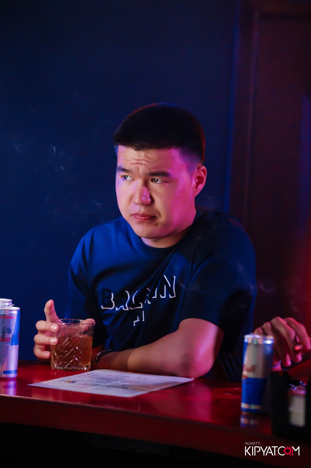 UYAT EMES BAR. КИПЯТКОМ АЛМАТЫ!