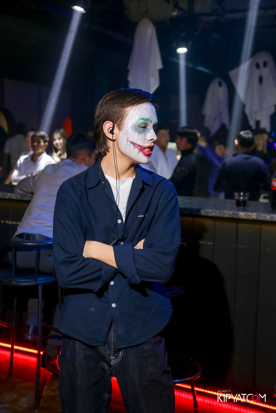 ARAGOSTA ДИСКО-БАР. КИПЯТКОМ АЛМАТЫ!