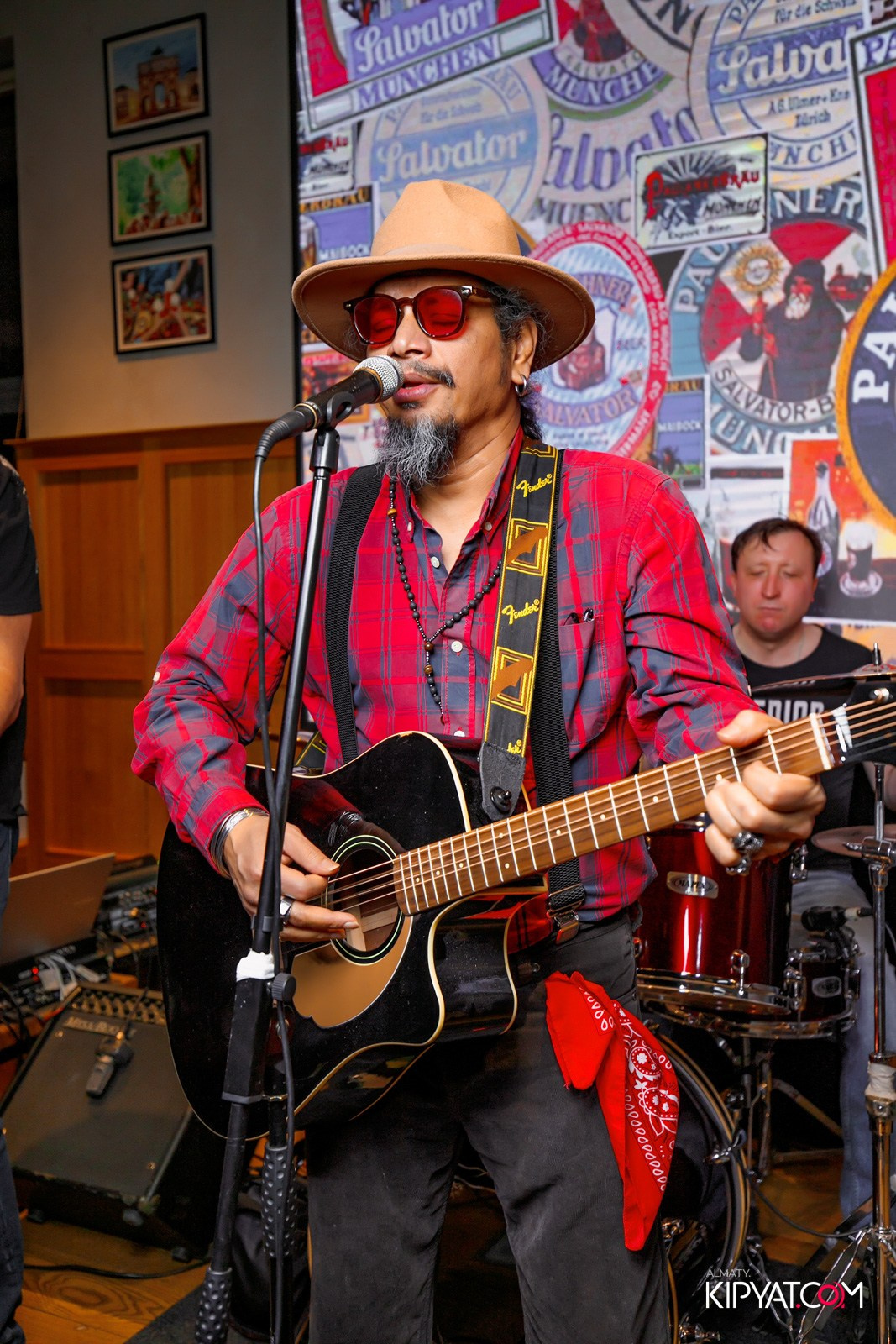 PAULANER. КИПЯТКОМ АЛМАТЫ!