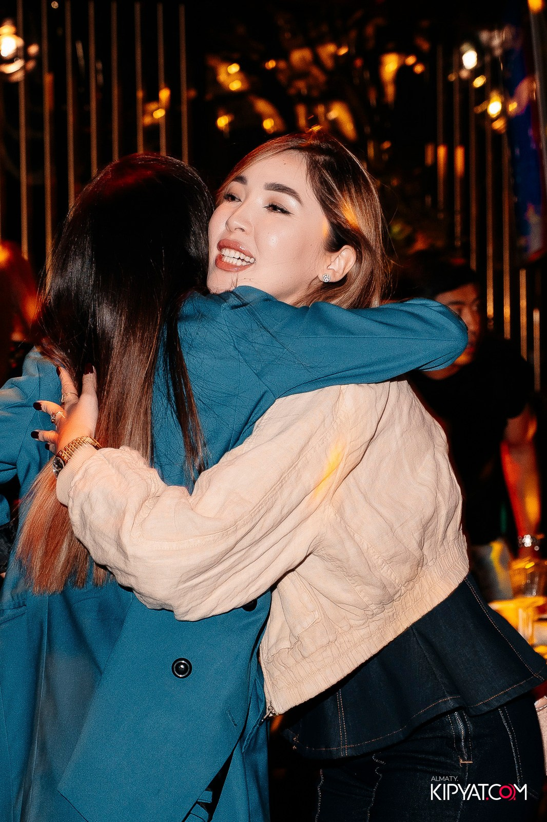 KARAOKE BATTLE В MOOD KARAOKE & TERRACE. КИПЯТКОМ АЛМАТЫ!