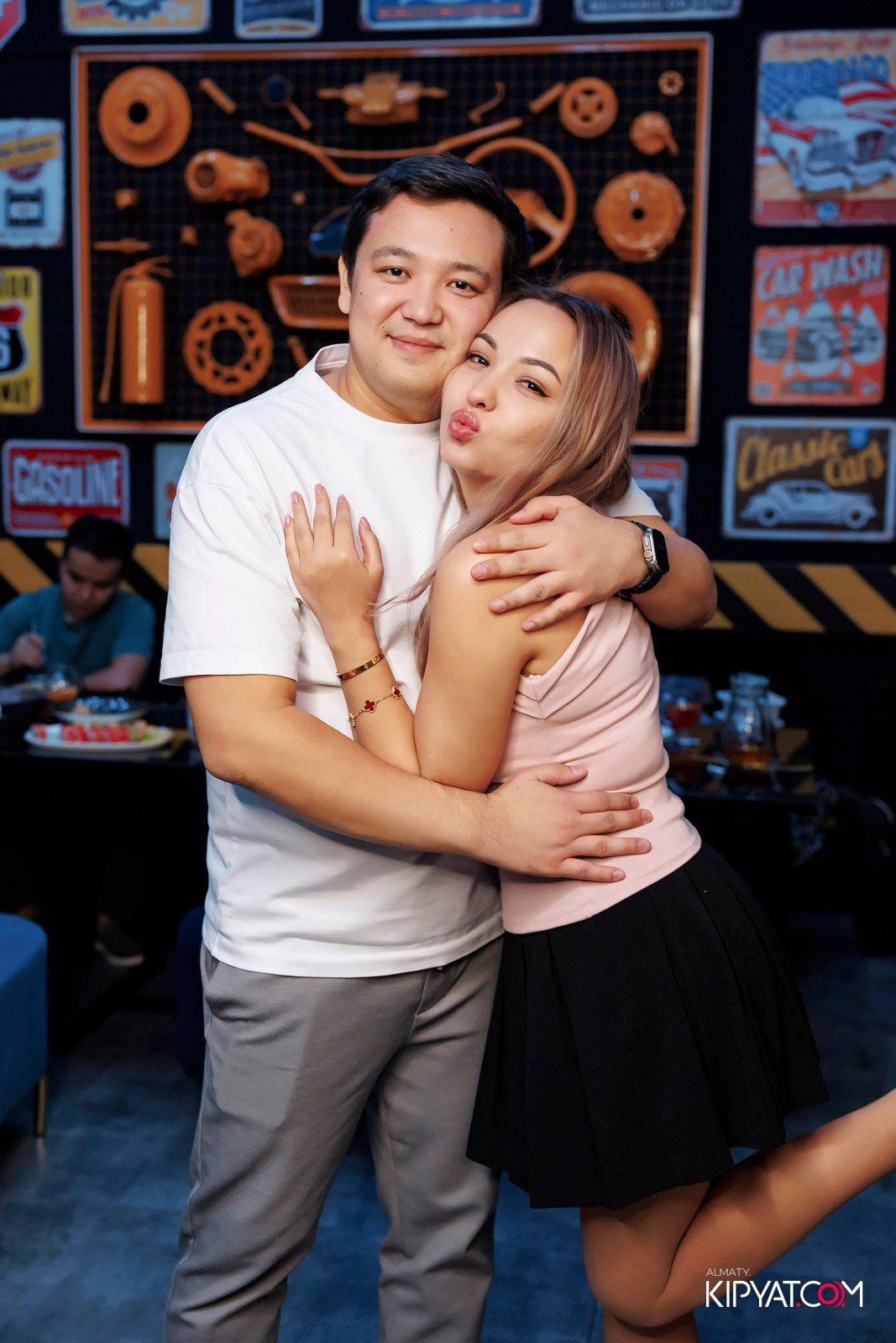 ЗАЯ, НА БИС. КИПЯТКОМ АЛМАТЫ!