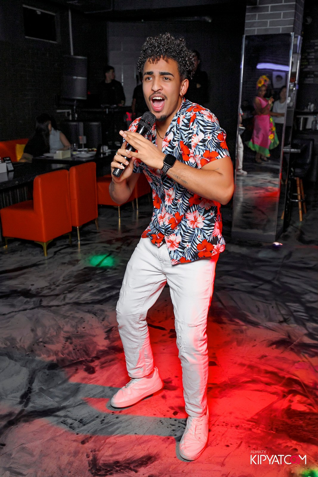 KAPAOKE DOREMI. КИПЯТКОМ АЛМАТЫ! Фотосъемка мероприятий в Алматы