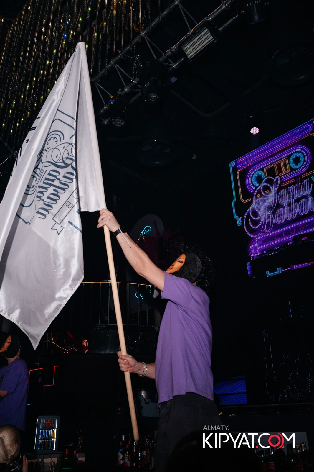 SANTA BARBARA — ВЫСТУПЛЕНИЕ LIZWI. КИПЯТКОМ АЛМАТЫ!