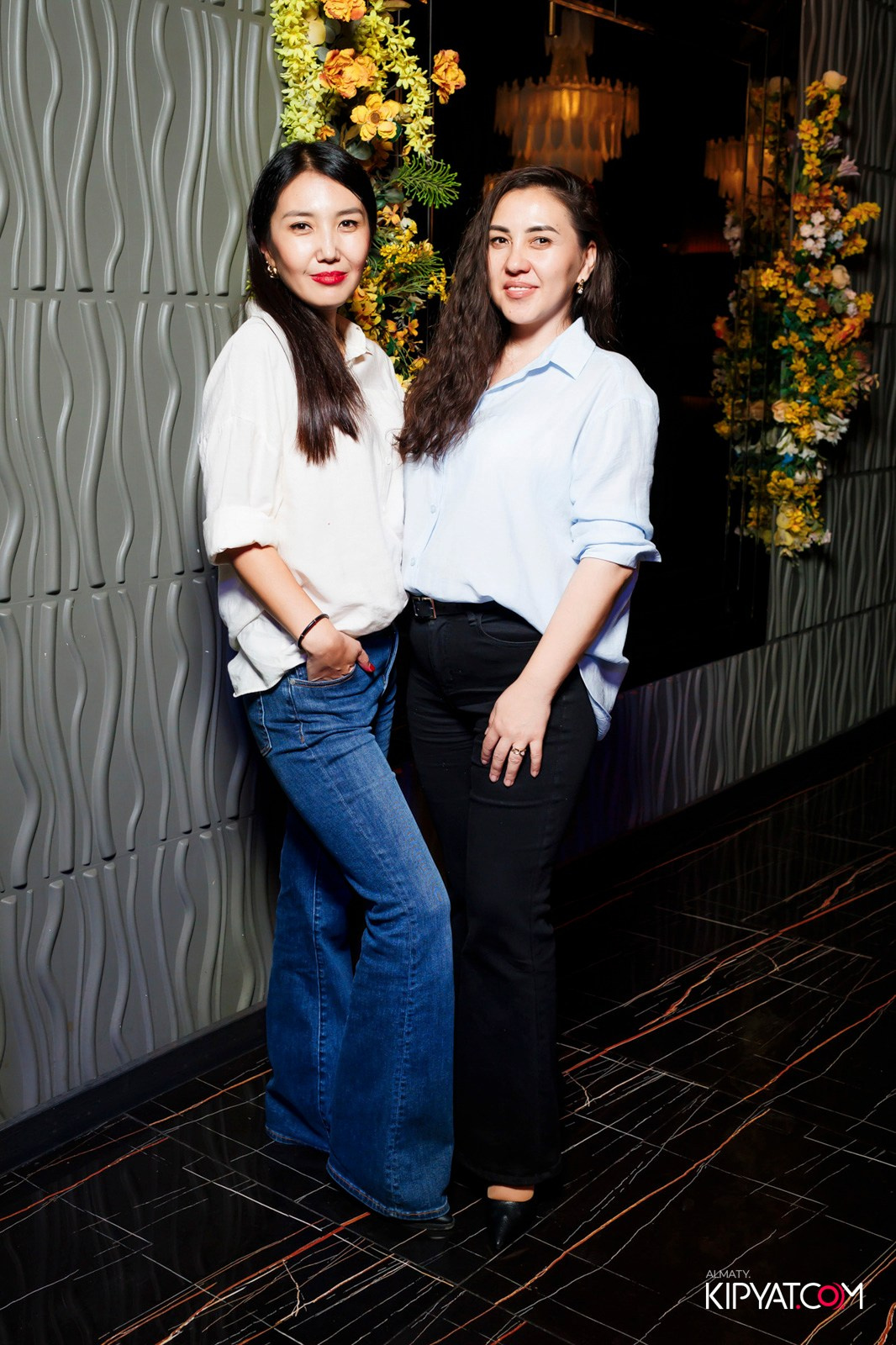 БАР ПАНАЕХАЛИ НА ТОЛЕ БИ. КИПЯТКОМ АЛМАТЫ!