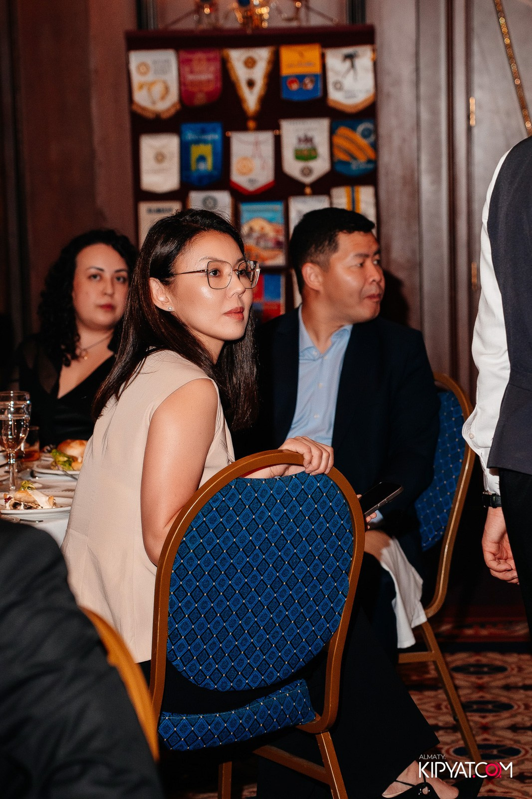 БЛАГОТВОРИТЕЛЬНЫЙ УЖИН В ЧЕСТЬ 30-ЛЕТИЯ ROTARY CLUB OF ALMATY. КИПЯТКОМ АЛМАТЫ!