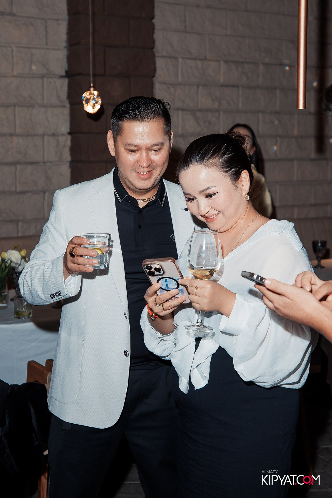 THE WALL STREET. КИПЯТКОМ АЛМАТЫ!