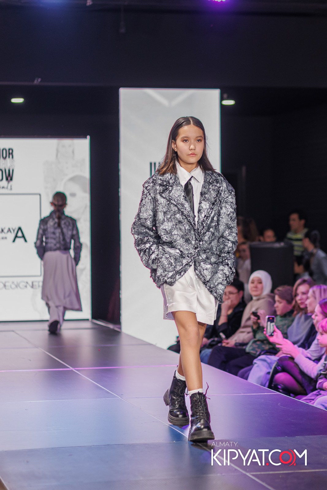 JUNIOR MODELS SHOW В РАМКАХ БЛАГОТВОРИТЕЛЬНОГО ПРОЕКТА МОДА ЗА СЧАСТЬЕ ДЕТЕЙ. КИПЯТКОМ АЛМАТЫ!