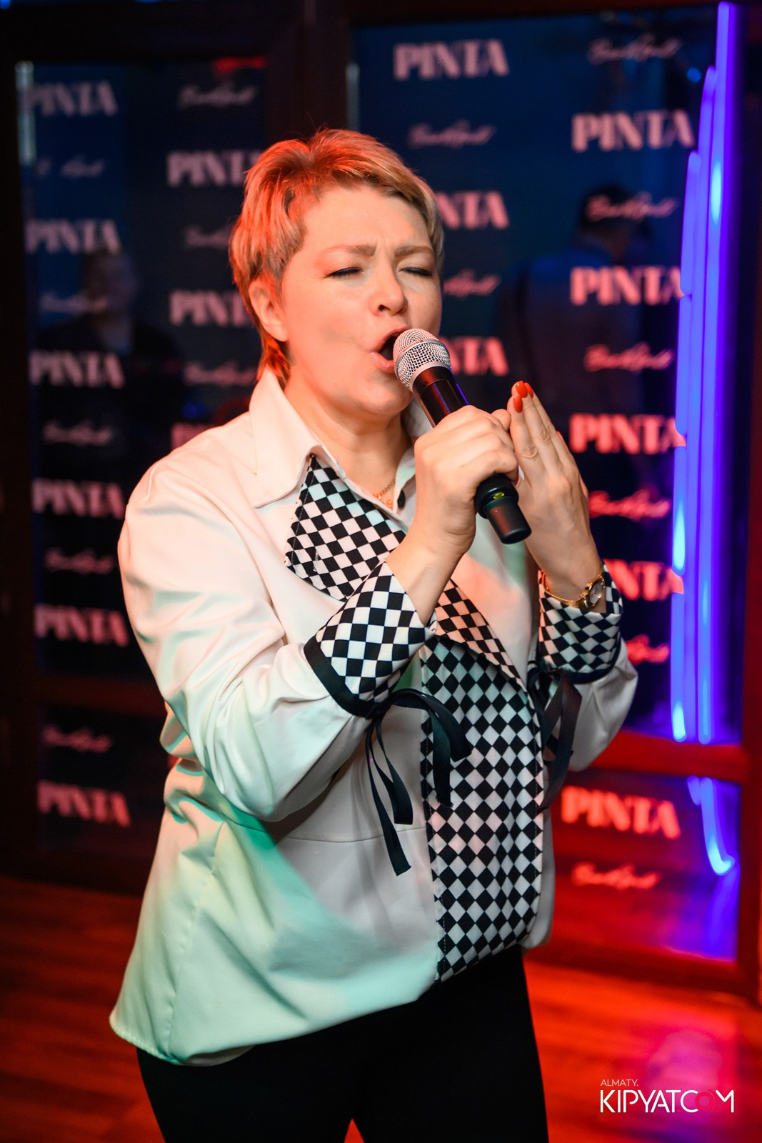 ПИНТА НА АЛТЫНСАРИНА. КИПЯТКОМ АЛМАТЫ! Фотосъемка мероприятий в Алматы