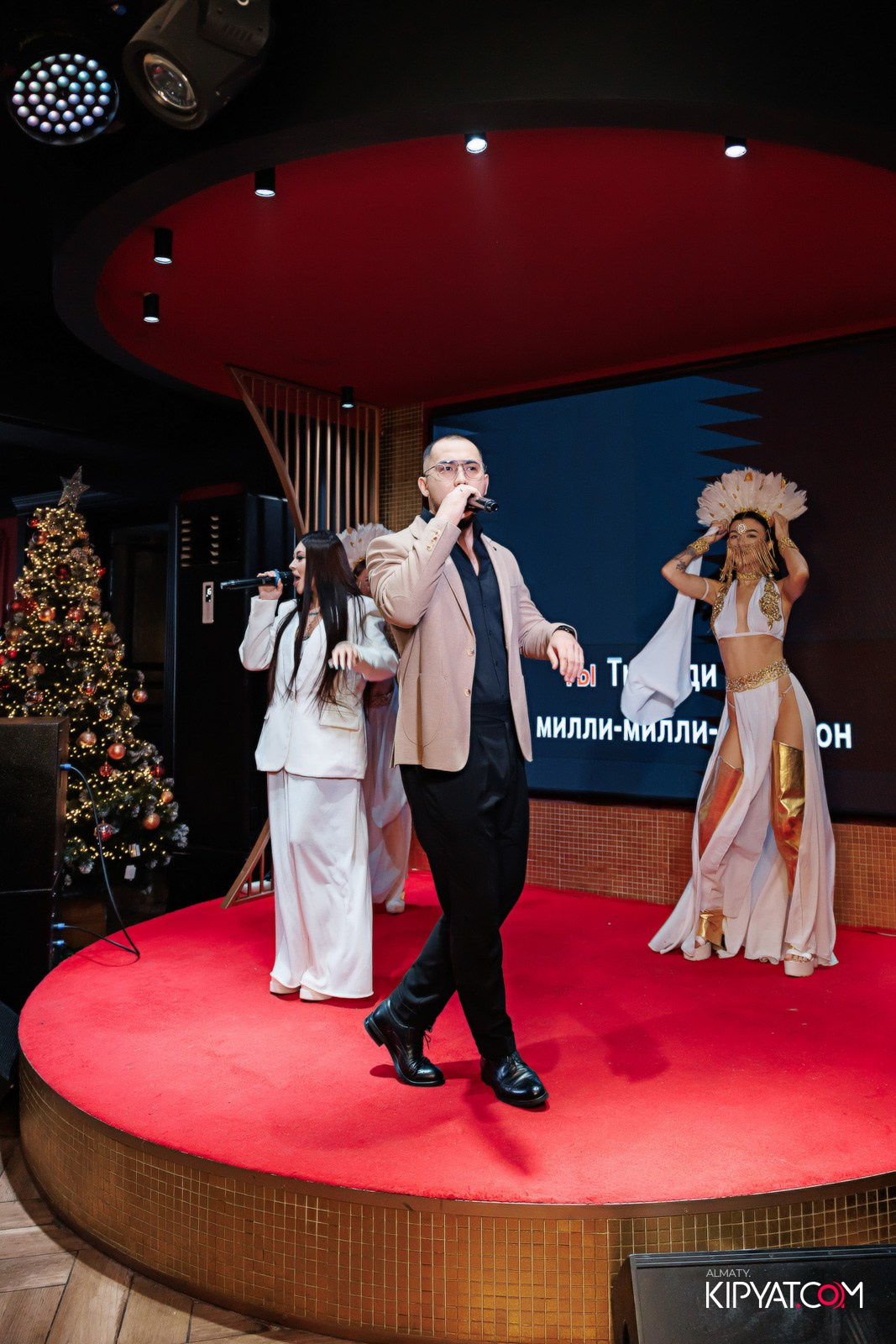 ЗАЯ, НА БИС. КИПЯТКОМ АЛМАТЫ!