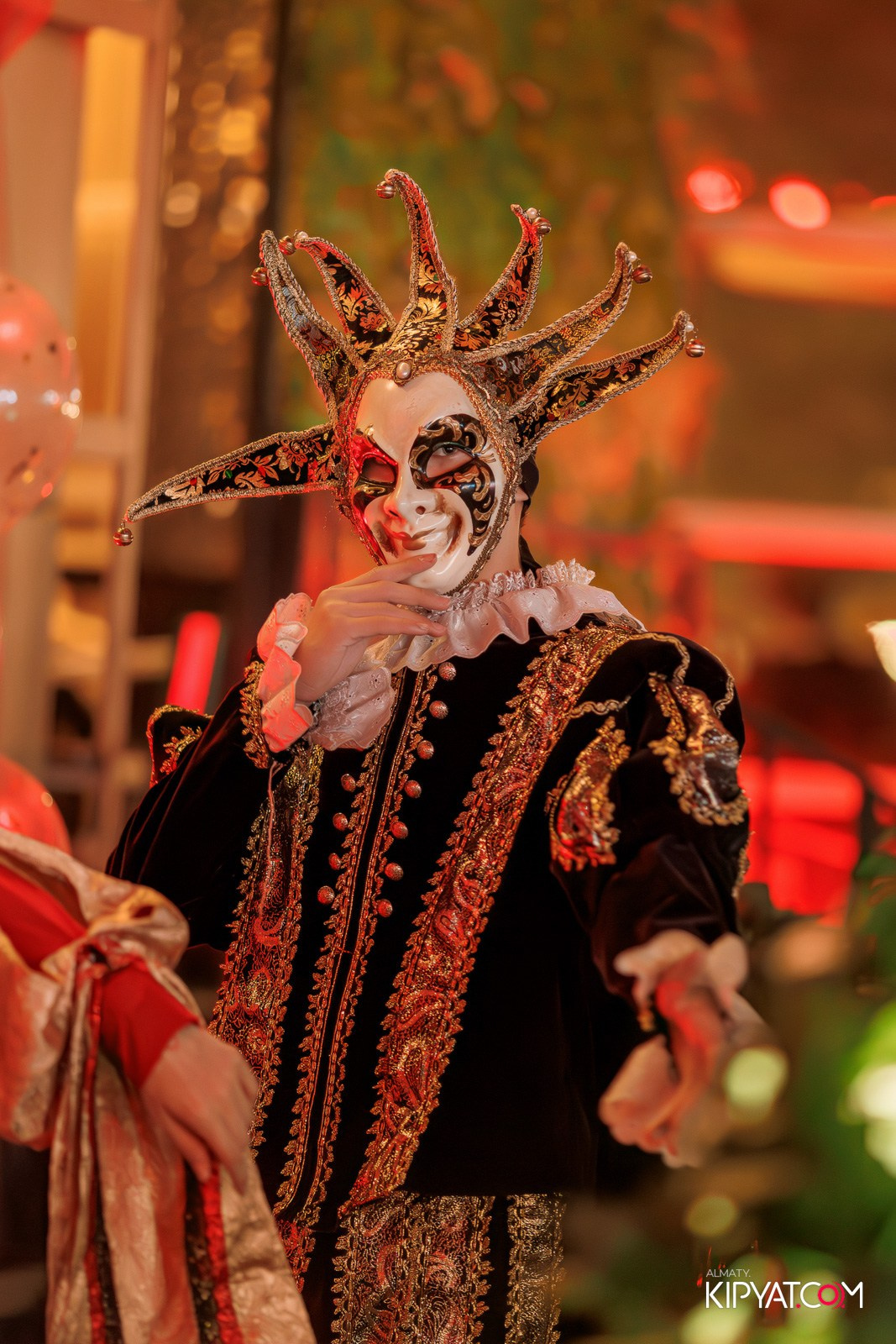 OLOVO BAR НА ДОСТЫК. КИПЯТКОМ АЛМАТЫ!