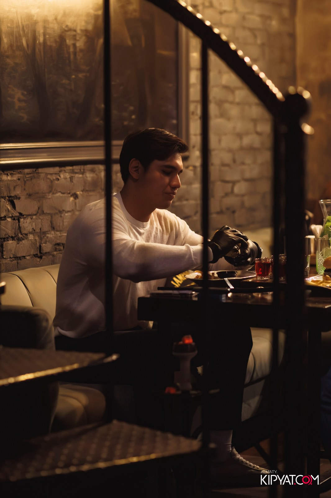 СКАНДАЛИСТЪ. КИПЯТКОМ АЛМАТЫ! Фотосъемка мероприятий в Алматы