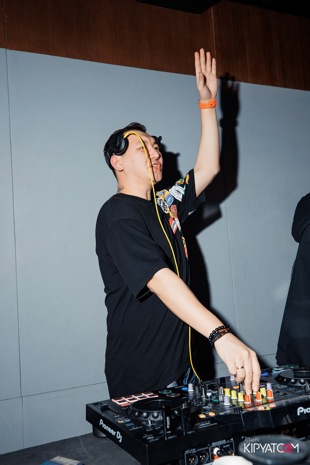 EVENT BAR. КИПЯТКОМ АЛМАТЫ!