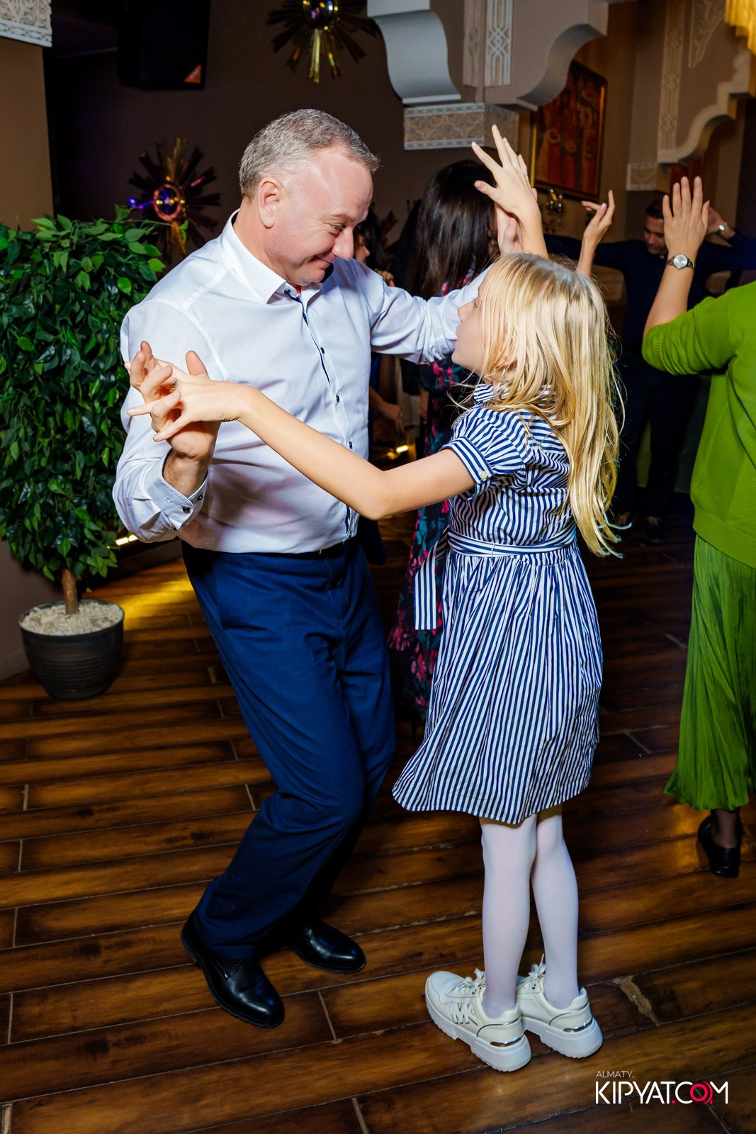 РЕСТОРАН NARSHARAB. КИПЯТКОМ АЛМАТЫ!