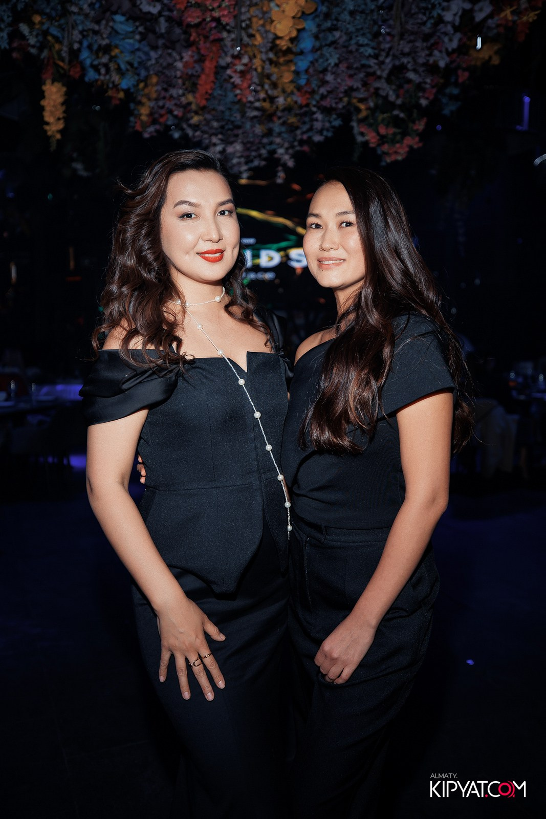 FRIENDS BAR & TERRACE. КИПЯТКОМ АЛМАТЫ!