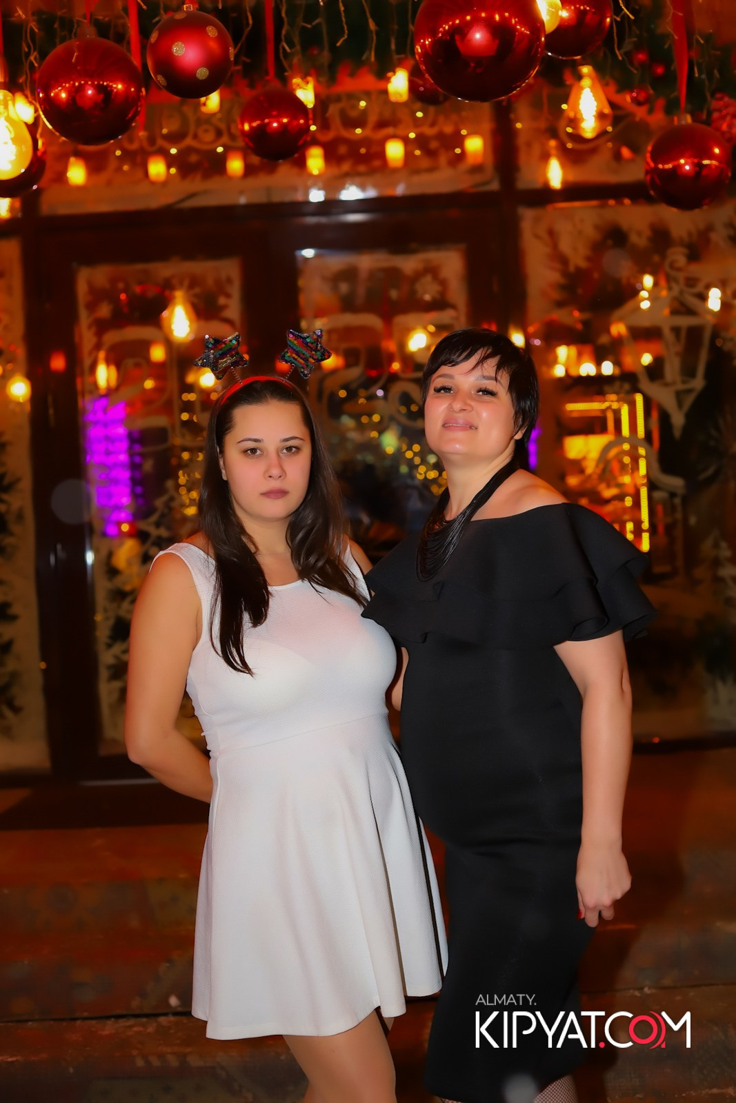 ГРУЗИНСКИЙ ДВОР НА КАБАНБАЙ БАТЫРА. КИПЯТКОМ АЛМАТЫ!