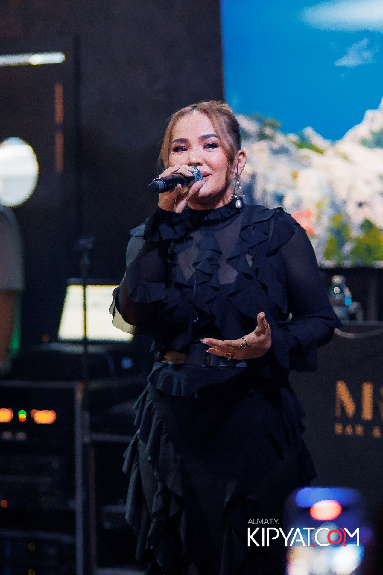 MOOD KARAOKE & TERRACE. КИПЯТКОМ АЛМАТЫ!