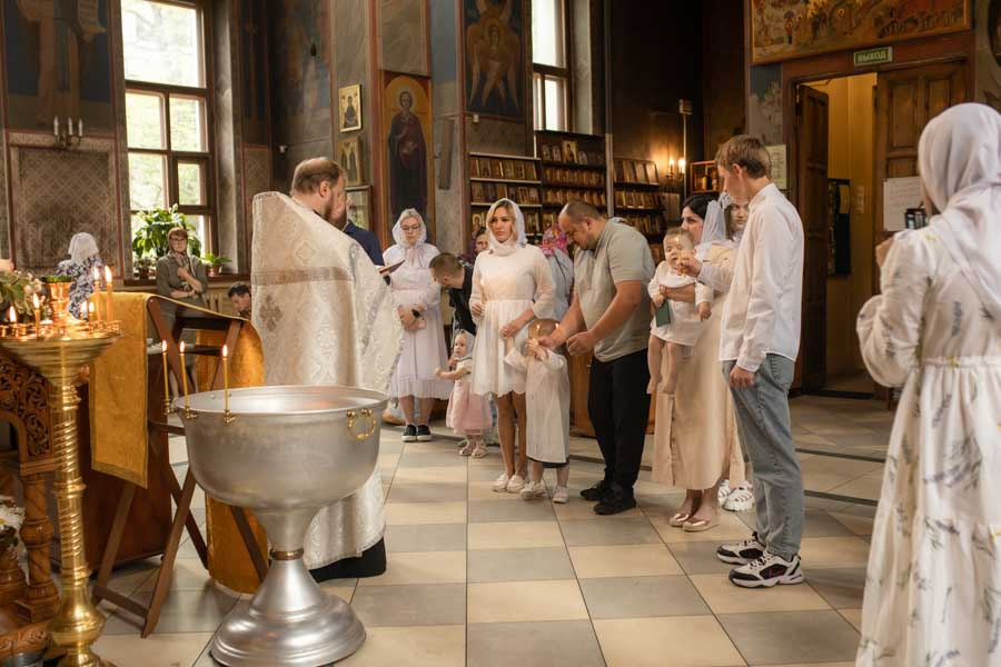 Таинство Крещения Данила и Саши. Фотограф в Железнодорожном и Балашихе