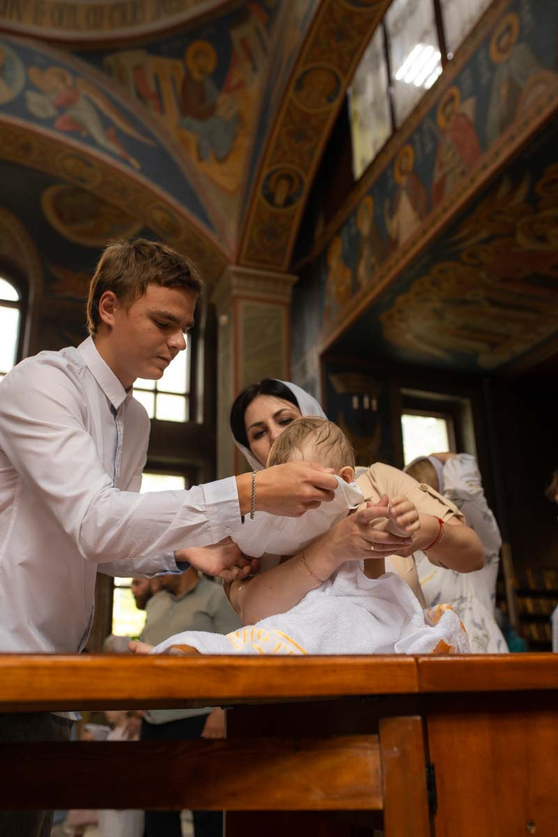 Таинство Крещения Данила и Саши. Фотограф в Железнодорожном и Балашихе