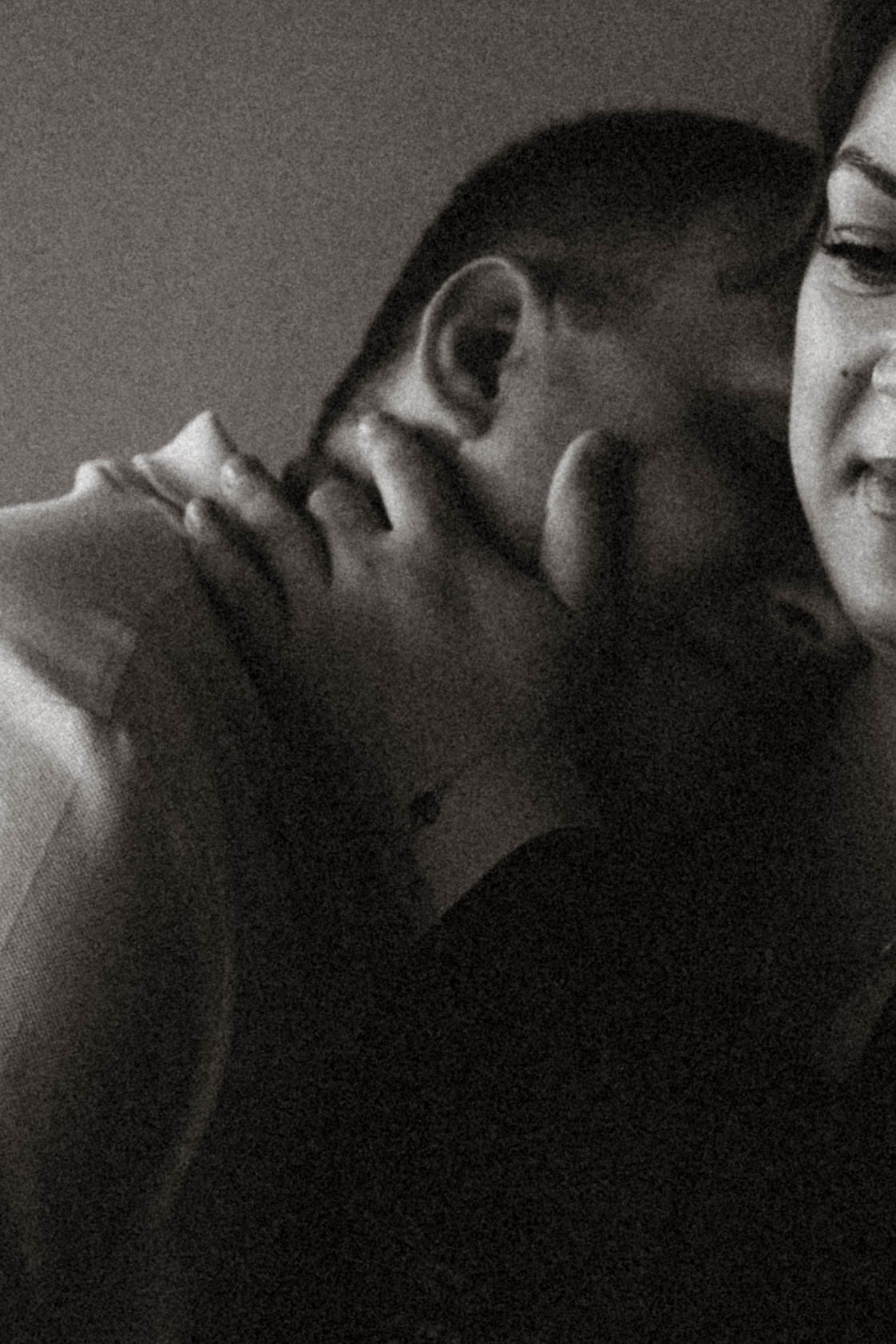 Беременность съемка пары в студии. Фотограф Екатеринбург Кокшарова Александра